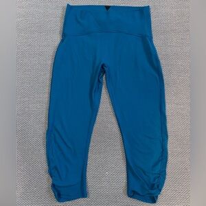 Iviva Teal Capris